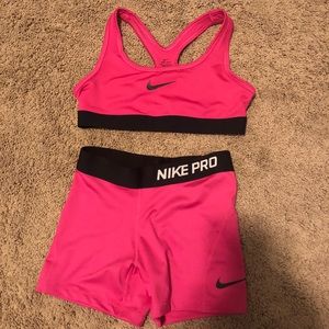 Nike Girls Youth Medium Gymnastics outfit